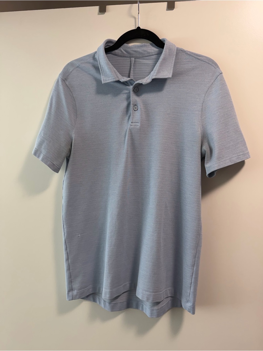 Men's lululemon polo shirt